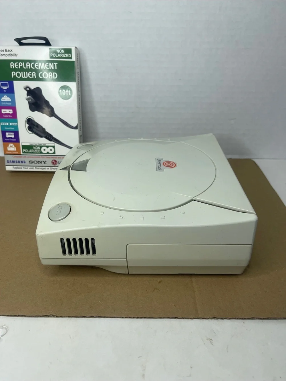 Sega Dreamcast Bundle - Japanese - NTSC-J - Console, Controller, & Power Cord